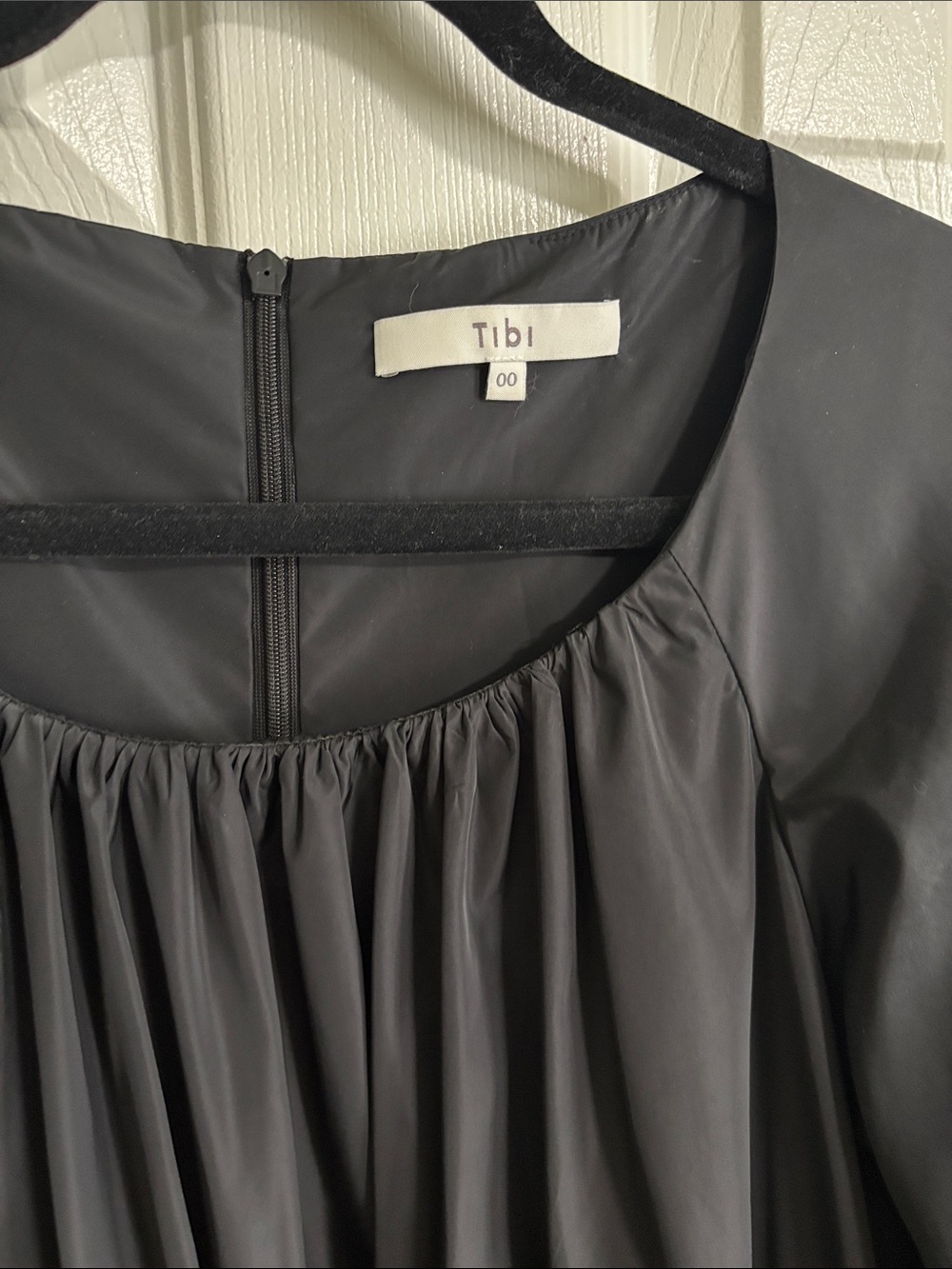 Tibi embroidery cut out dress in Italian sporty nylon size 00